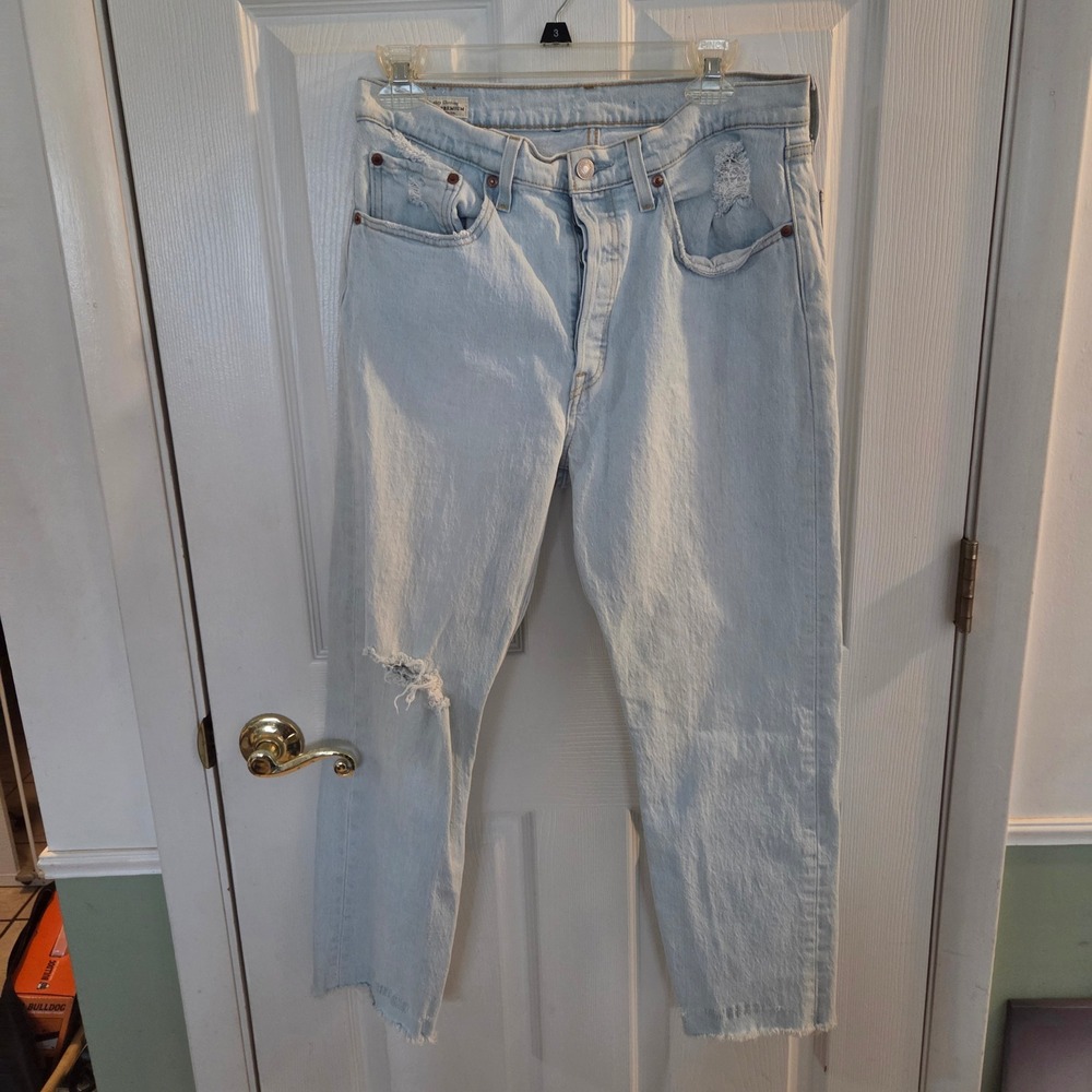 Levis Premium 501 Original Light Wash Distressed Button Fly Jeans 30x26 Straight